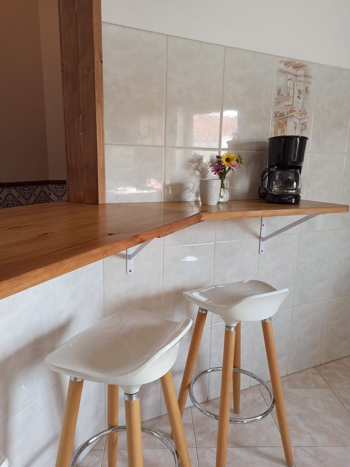 breakfast bar