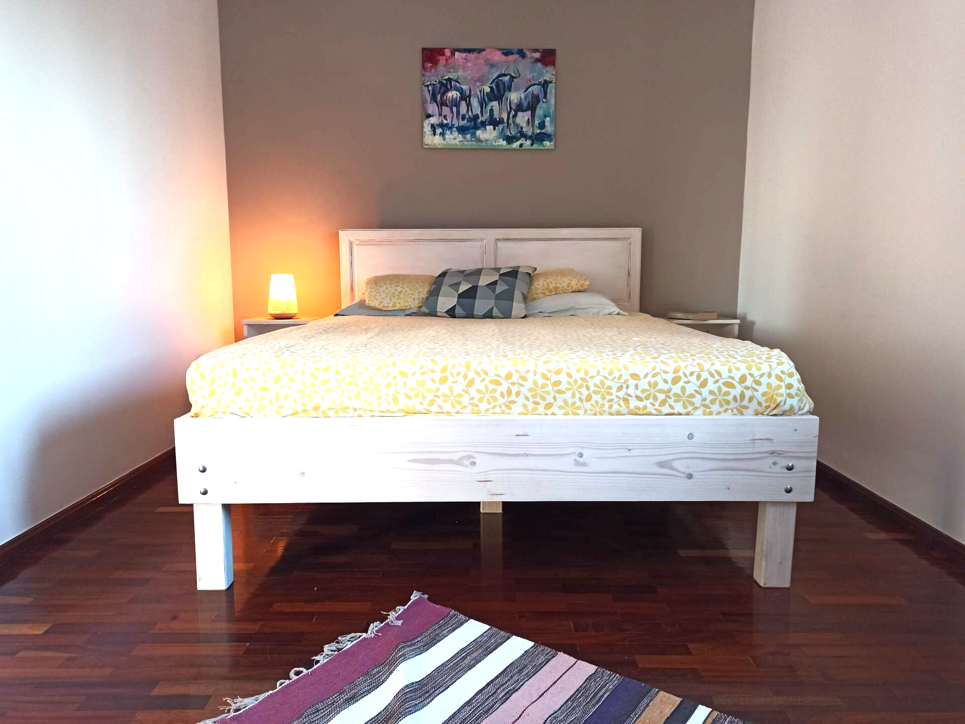 large king bed