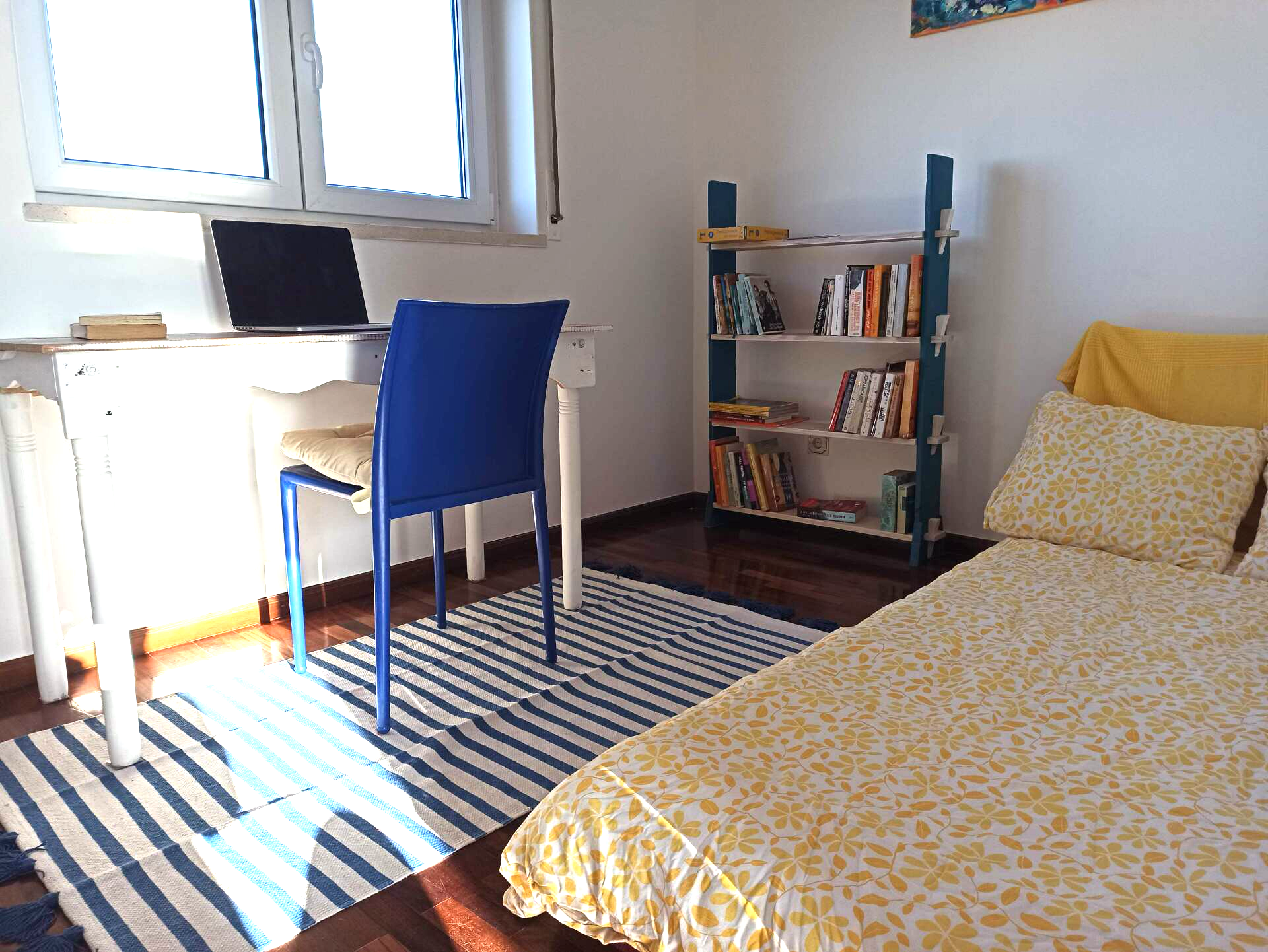 single Room office