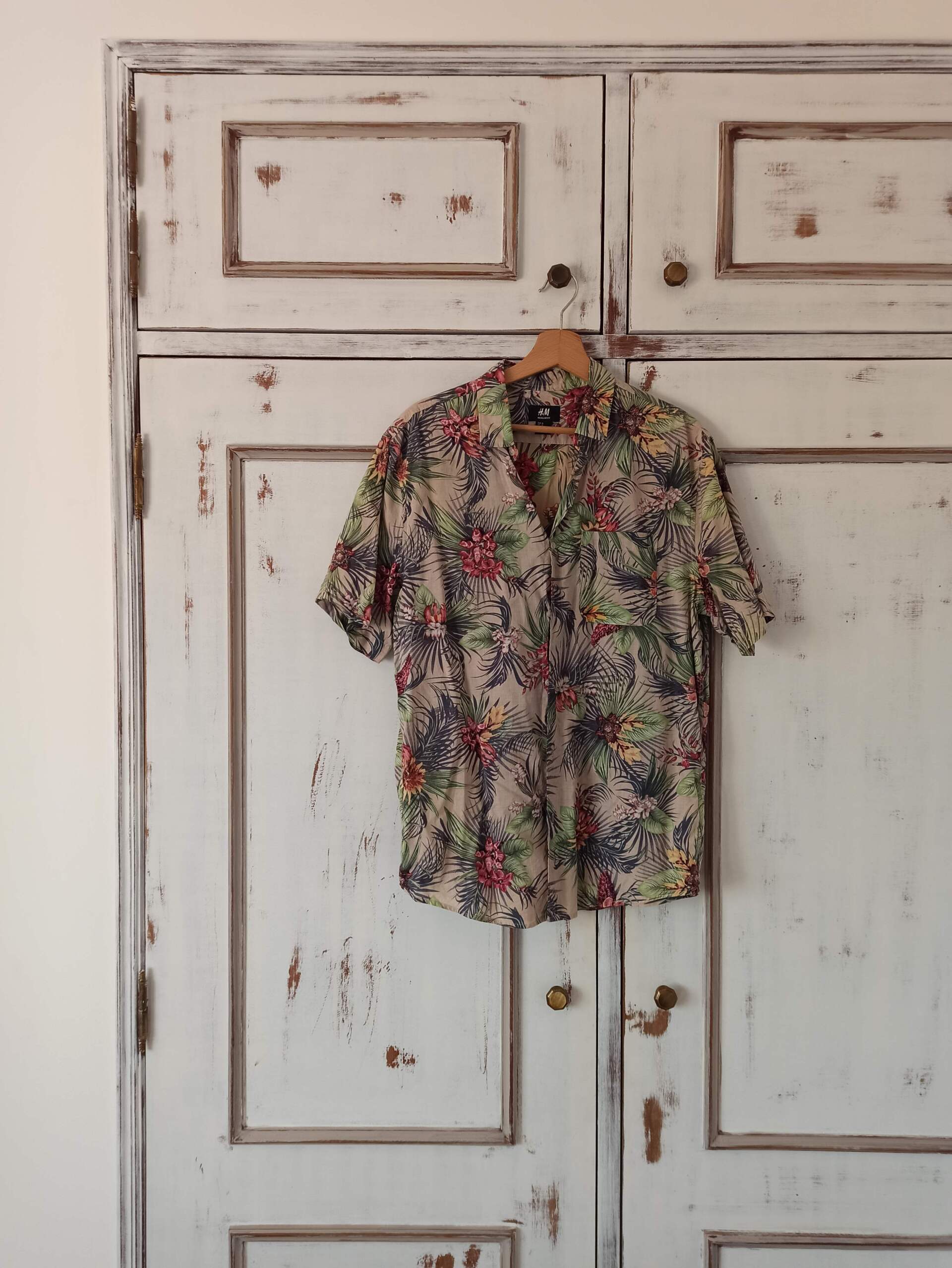 Hawaiian shirt