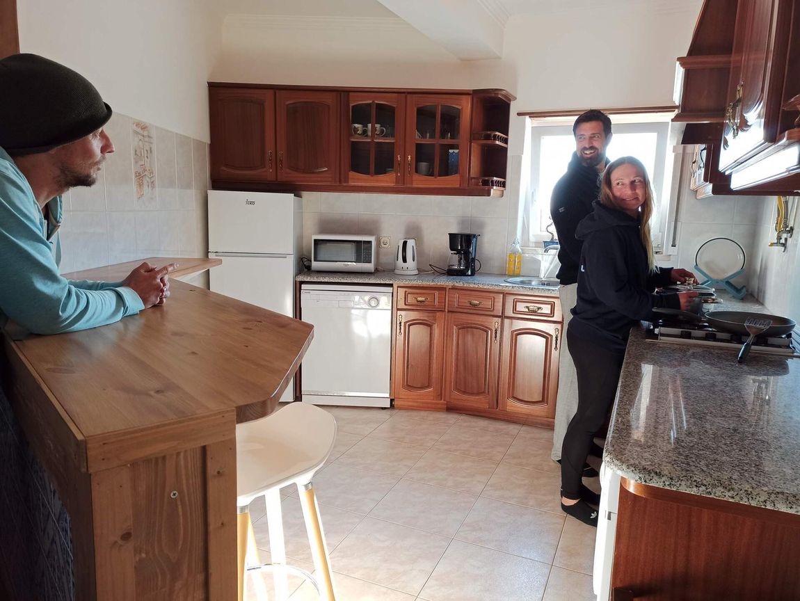 secret surf house kitchen