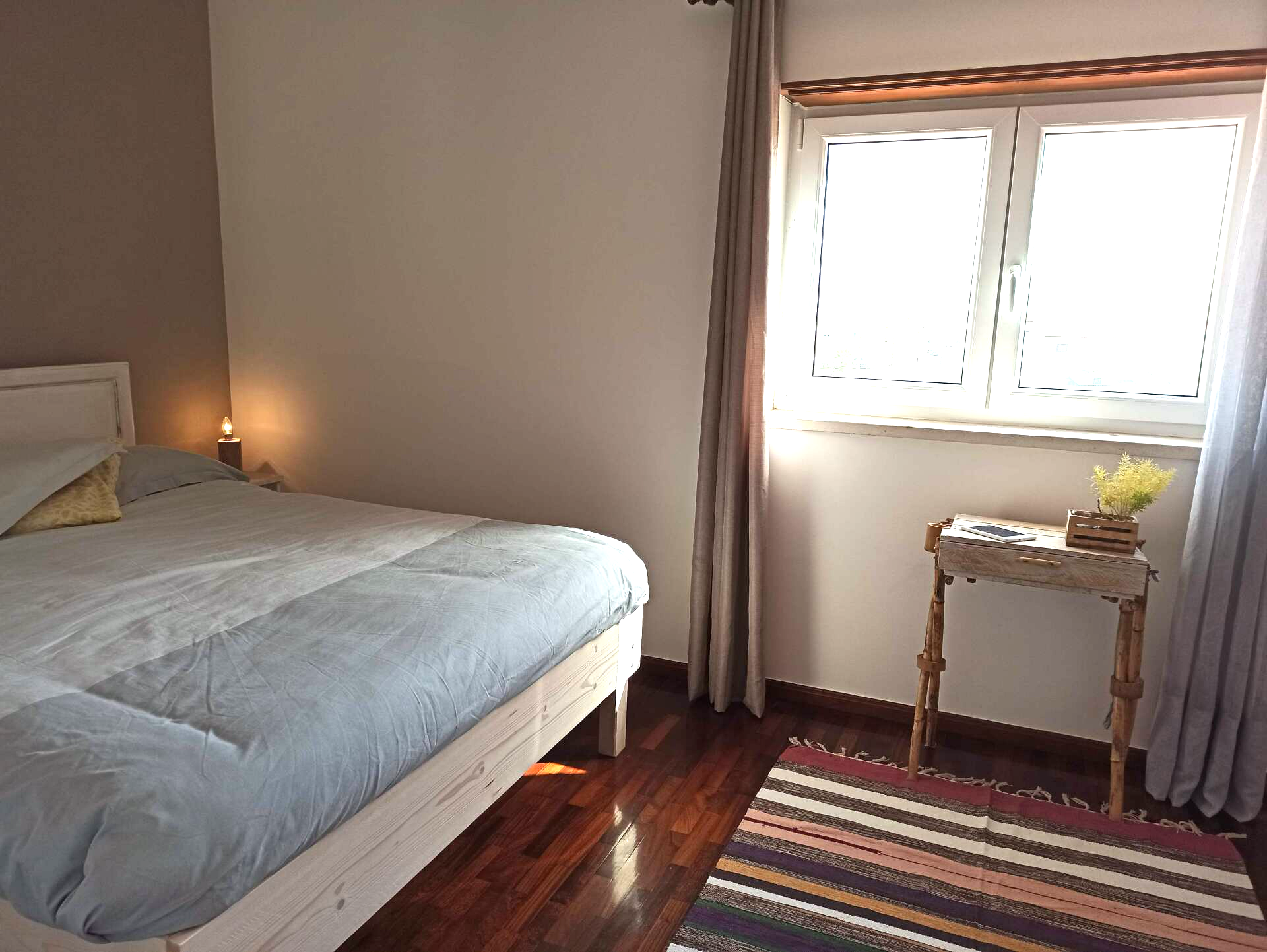 spacious king room