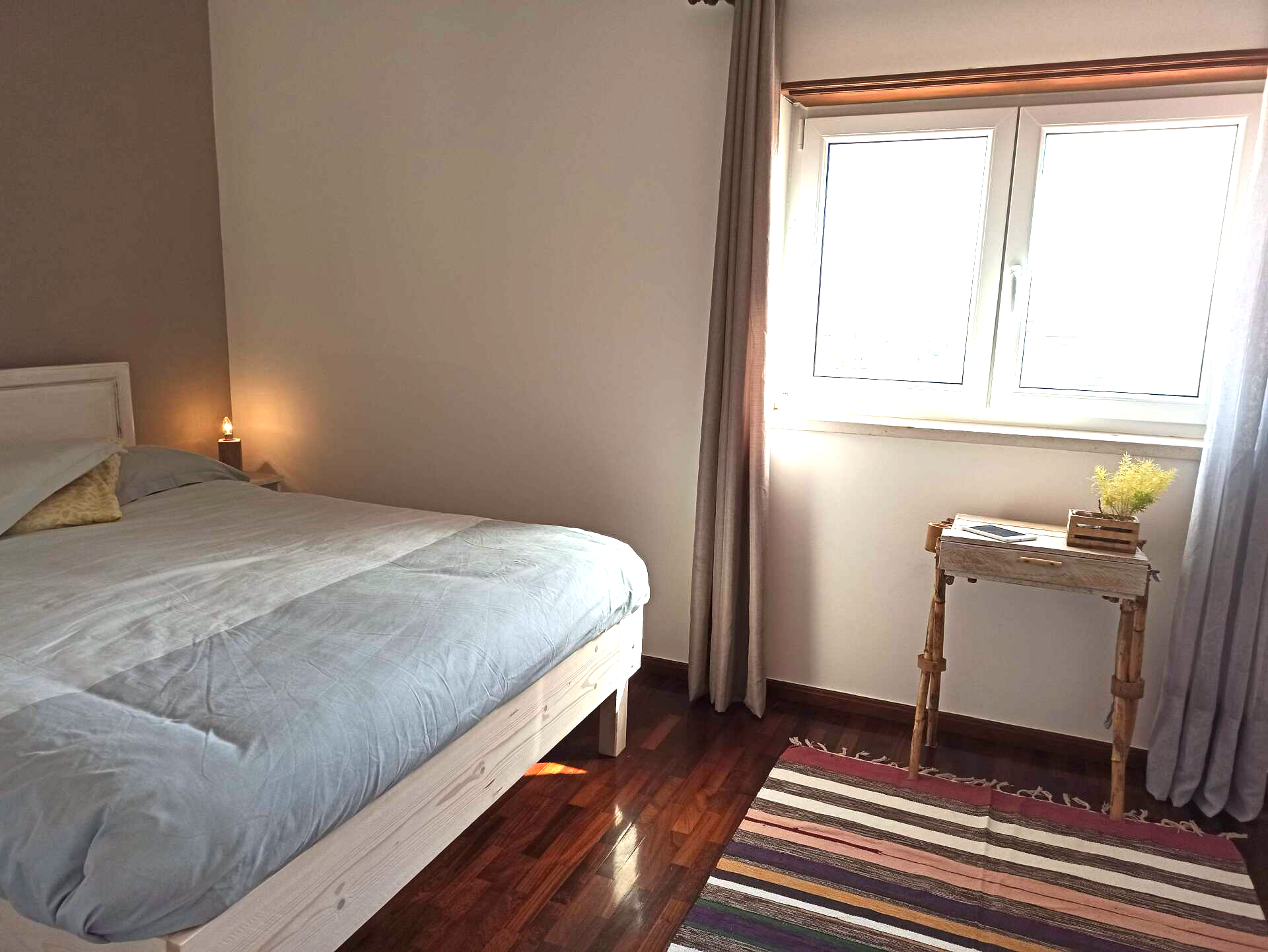 spacious king room