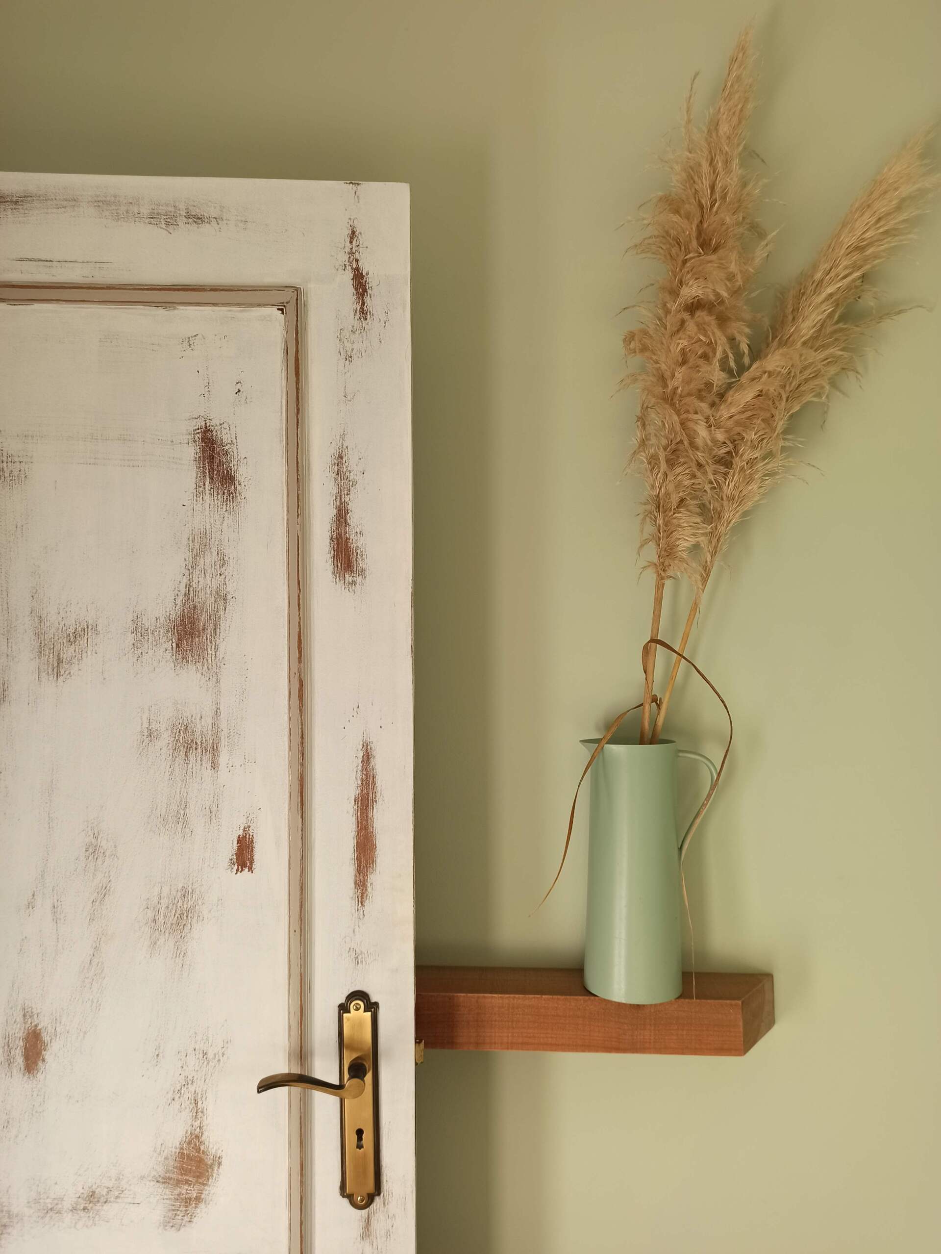 Carissa Moore decor