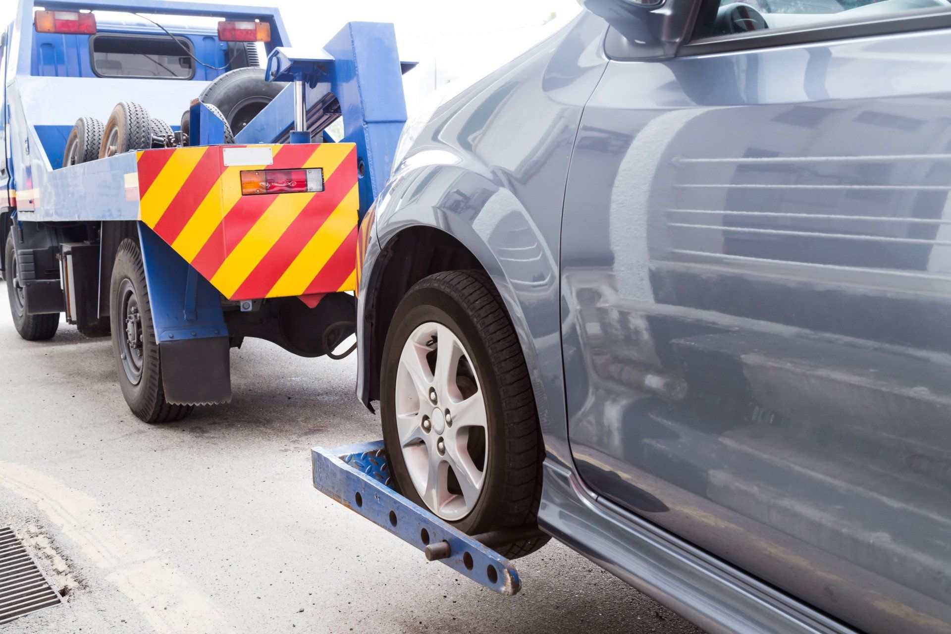 24 hr towing service
