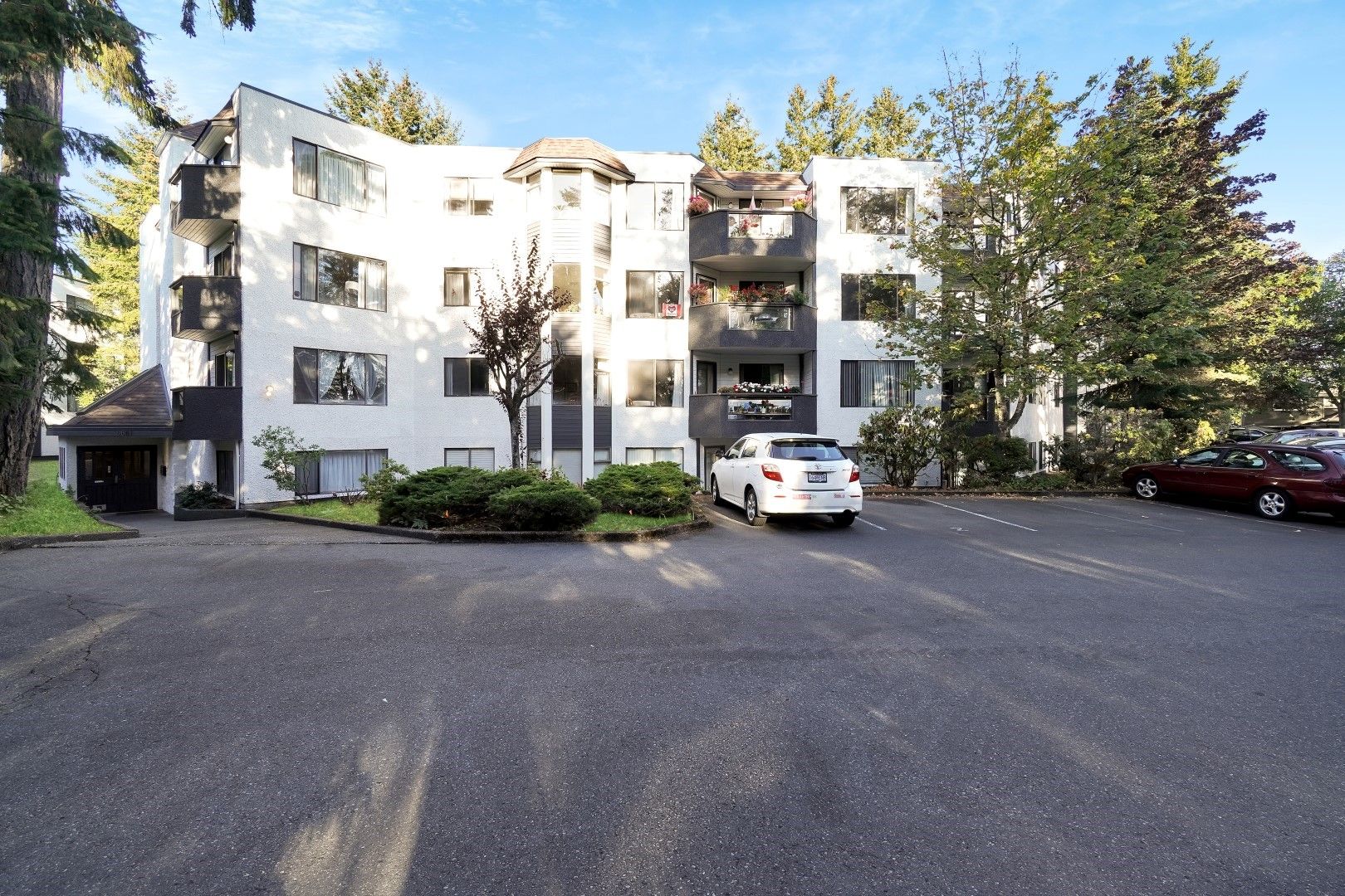 Woodgrove Pines Apartments Gallery