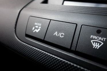 Car aircon service and regas Perth