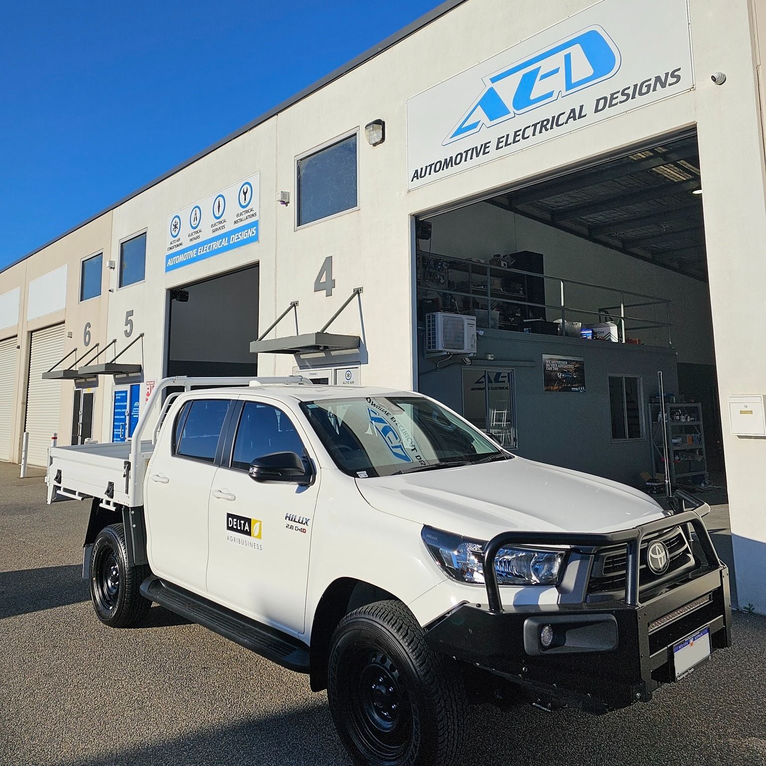 Installation of CEL-FI ROAM R41 phone signal booster on fleet vehicles - Auto Electrician Perth