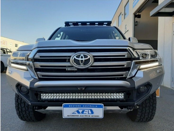 Dual Row LED Ligthbar for Late Model Toyota LandCruiser