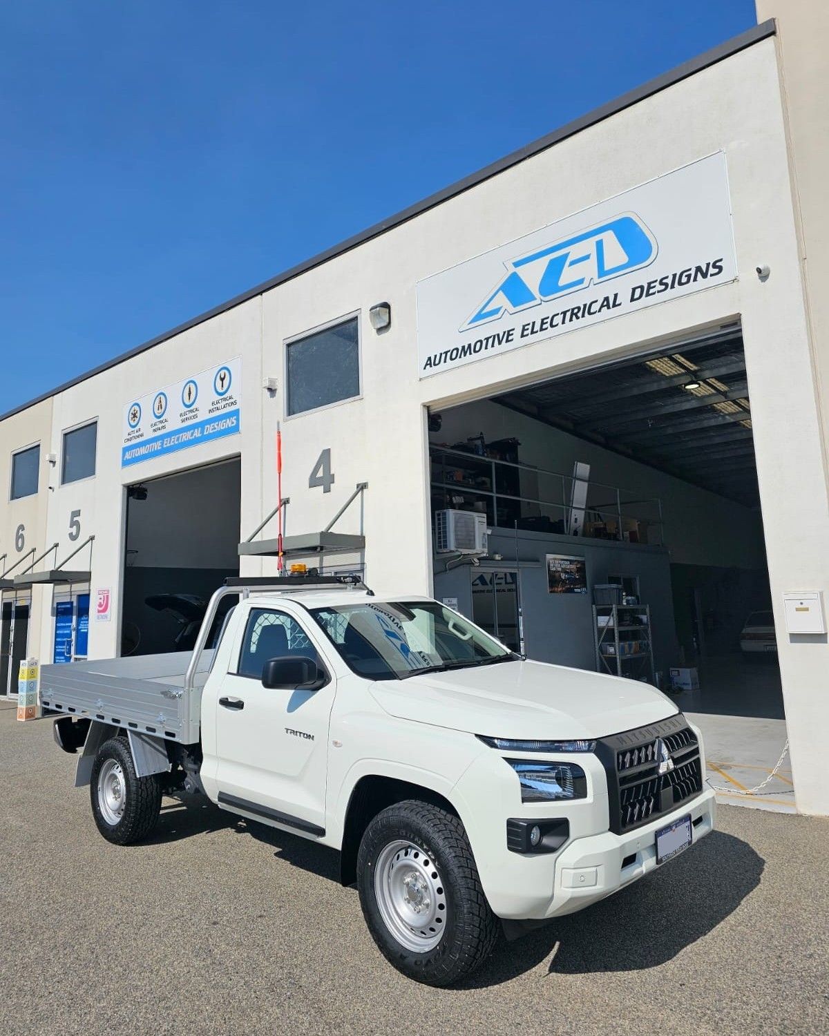 Mitsubishi Triton mine spec fit-out for harsh site conditions by Perth auto electrician