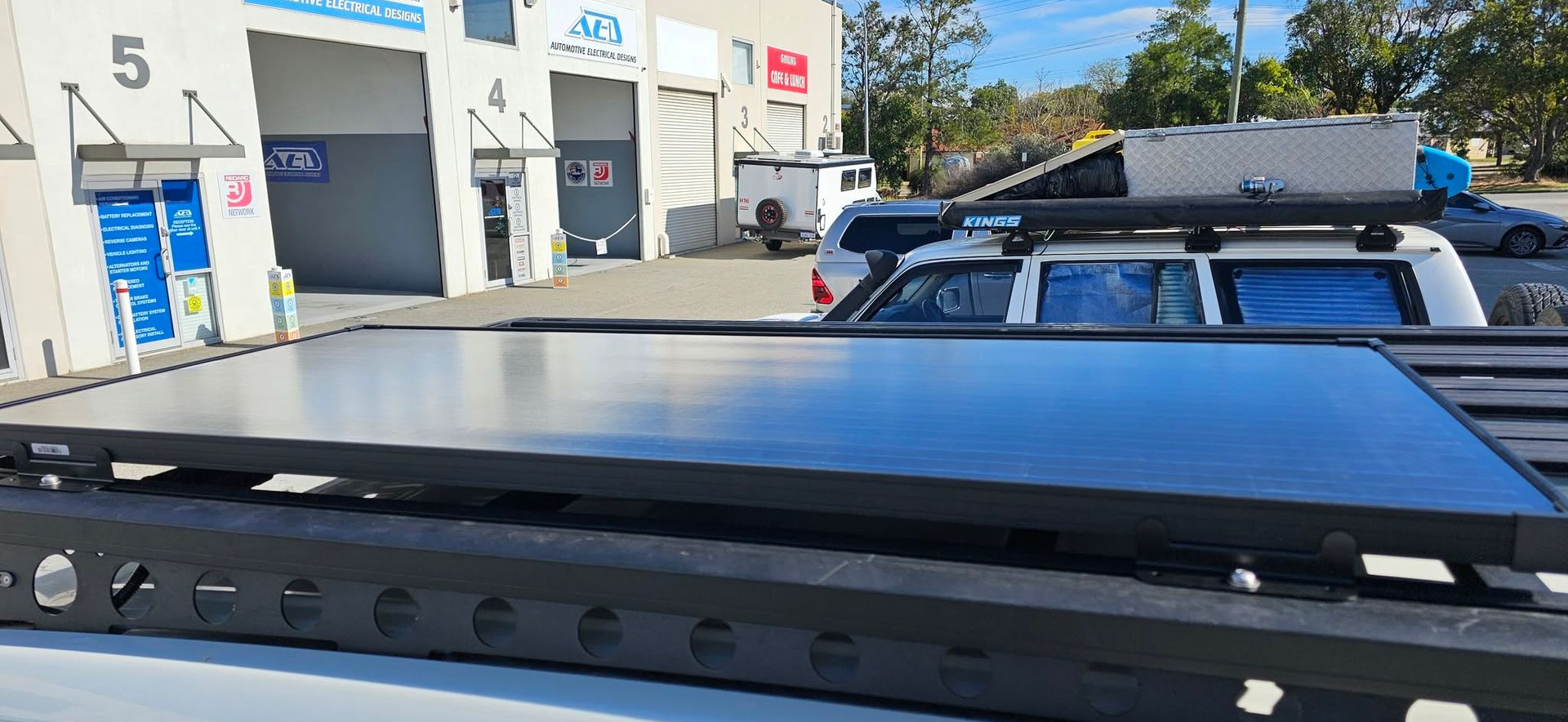 Roof-Mounted Solar Panel Installation for Off-Grid Touring