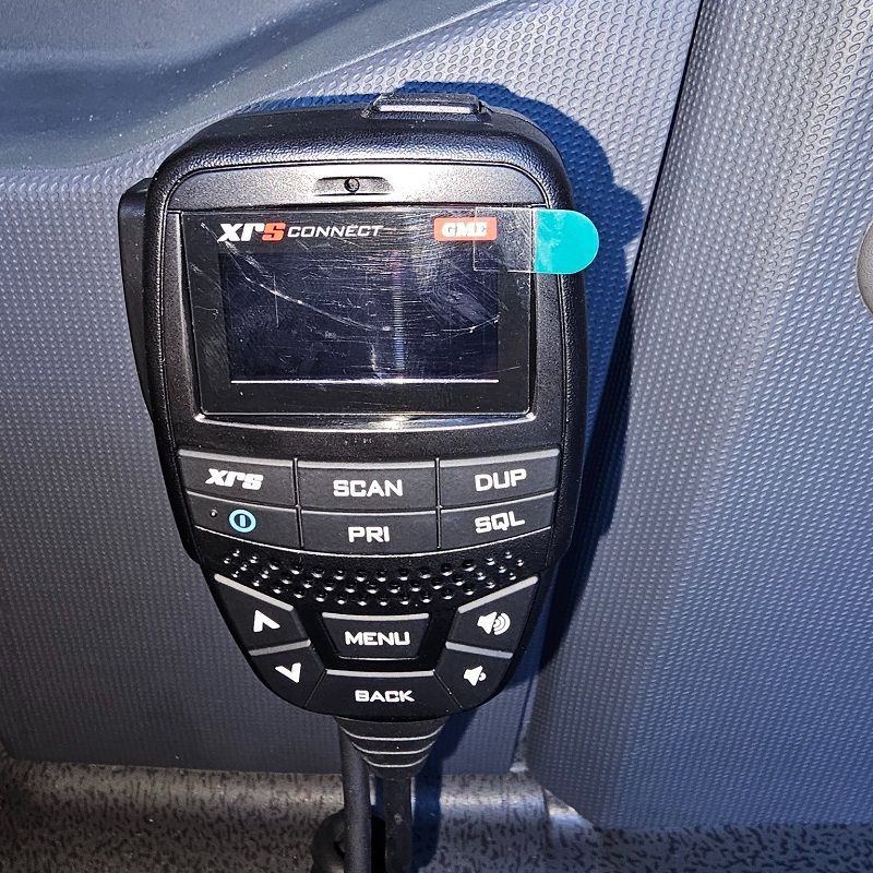 GME XRS Connect two-way UHF CB radio installation - Grenadier, auto electrician Perth