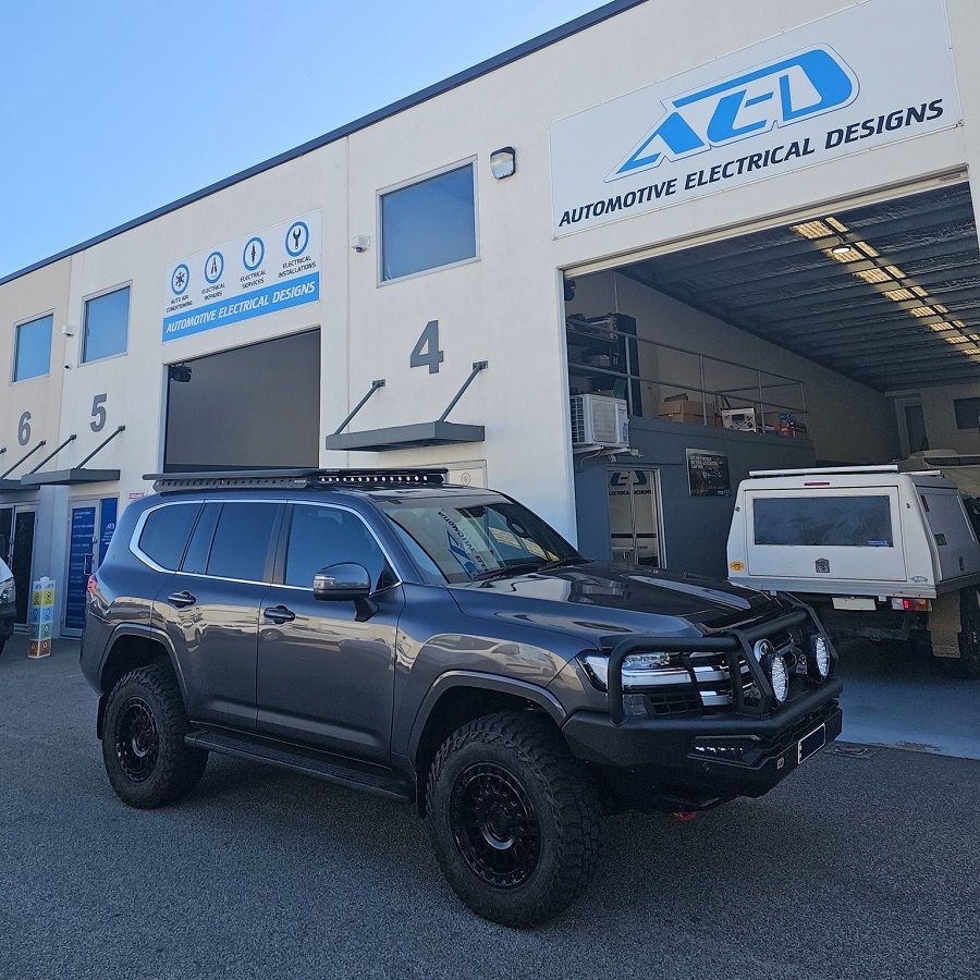 300 Series Toyota LandCruiser enhanced for extended travels