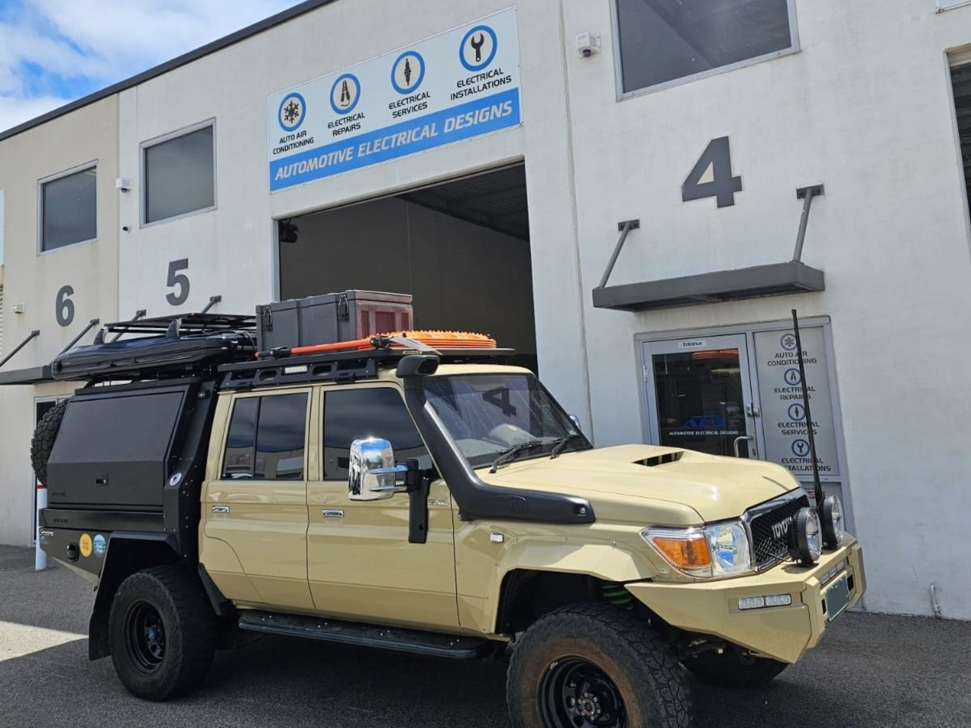 Touring Ute Canopy Electrical Fitout package