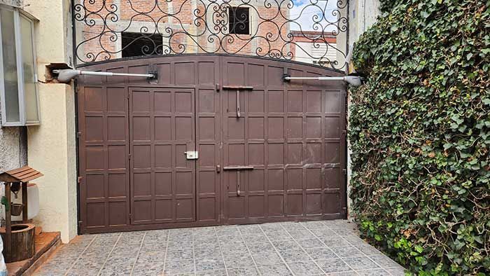 SERVI PUERTAS MORELIA