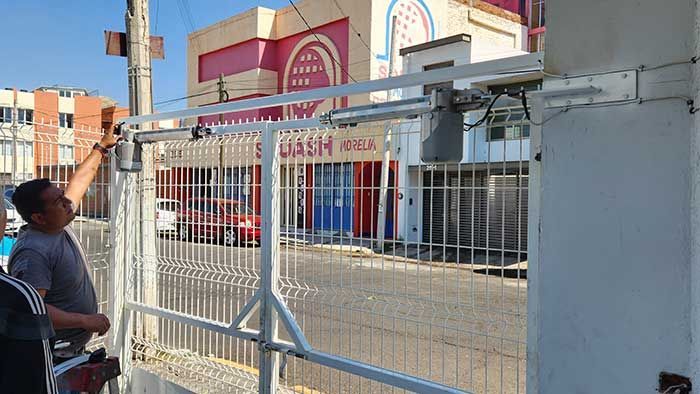 SERVI PUERTAS MORELIA
