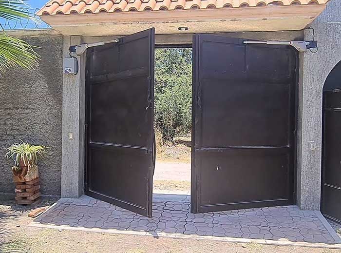 SERVI PUERTAS MORELIA