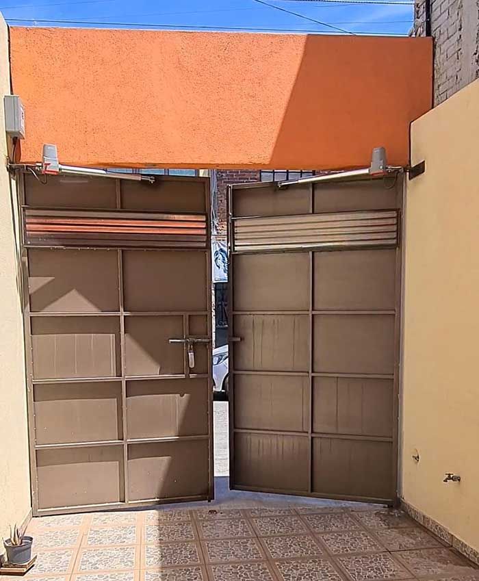 SERVI PUERTAS MORELIA