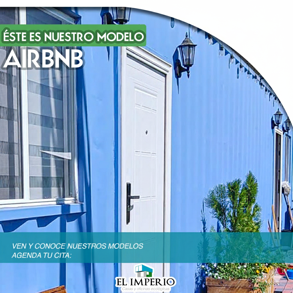 Maqueta de Airbnb de color azul realizada a partir de un contenedor marítimo con puerta y ventanas de color blanco.