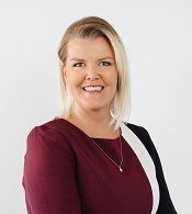 Cari Martin headshot