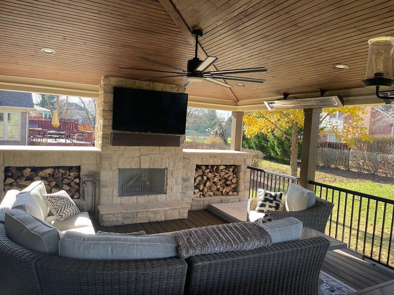 Covered Deck vs. Screened Porch: Which Makes More Sense for Kentucky Summers?