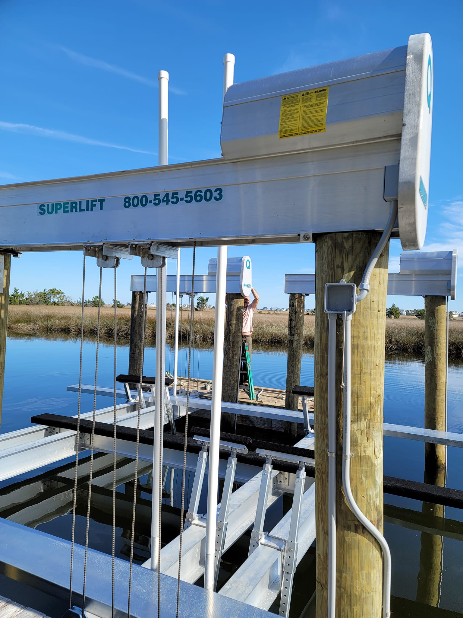 boat lift electrical