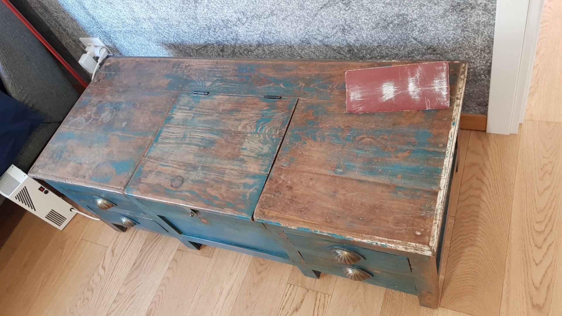 interventi di restauro di mobili