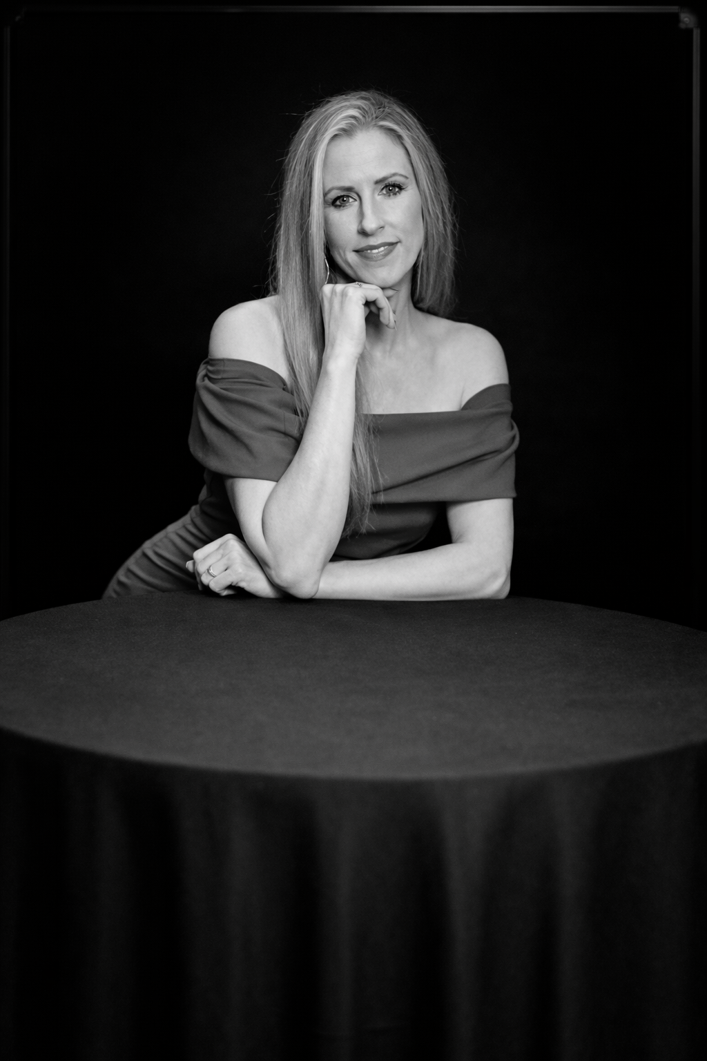 Elegant black and white portrait from the Legacy Portrait Hour