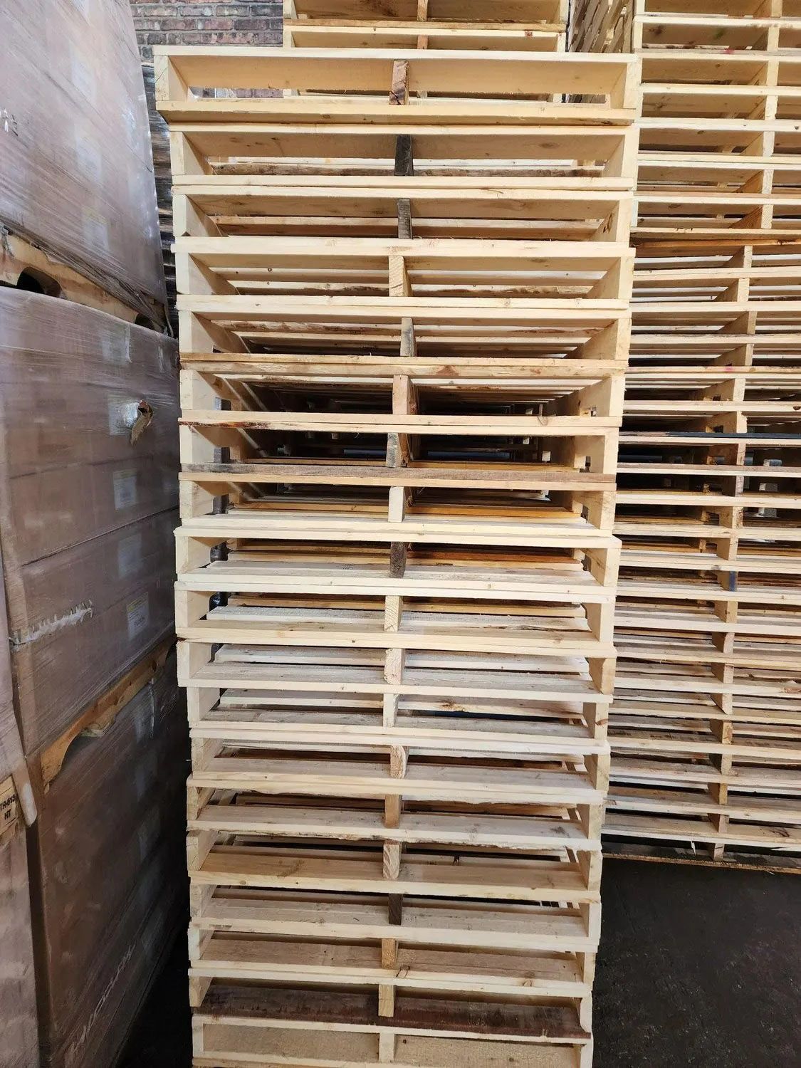 Custom Used, Recycled Pallet Supplier & Delivery Romeoville, Northbrook ...
