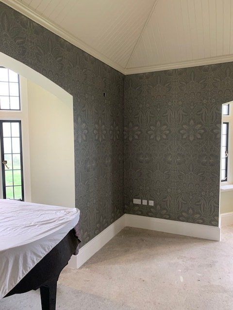 Hand Printed Vinyl Wallpapering