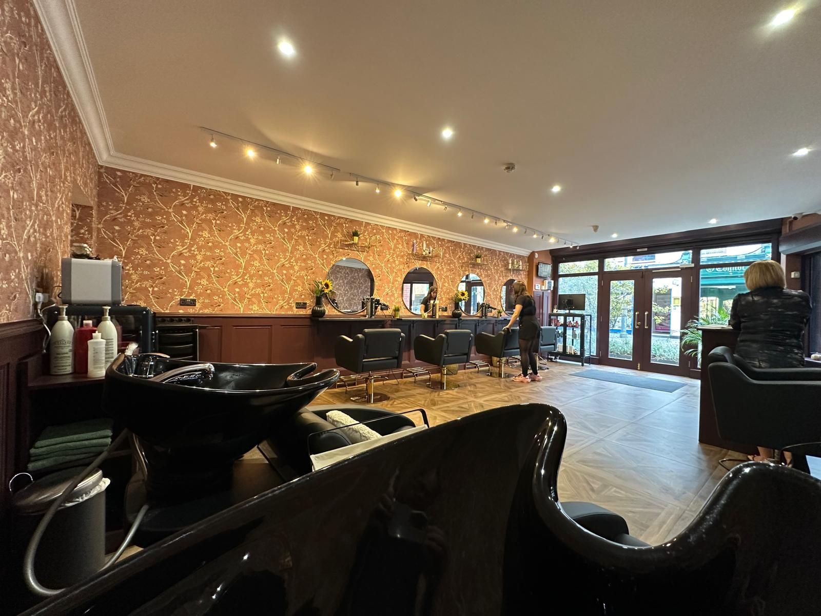 Pandora Salons | About us