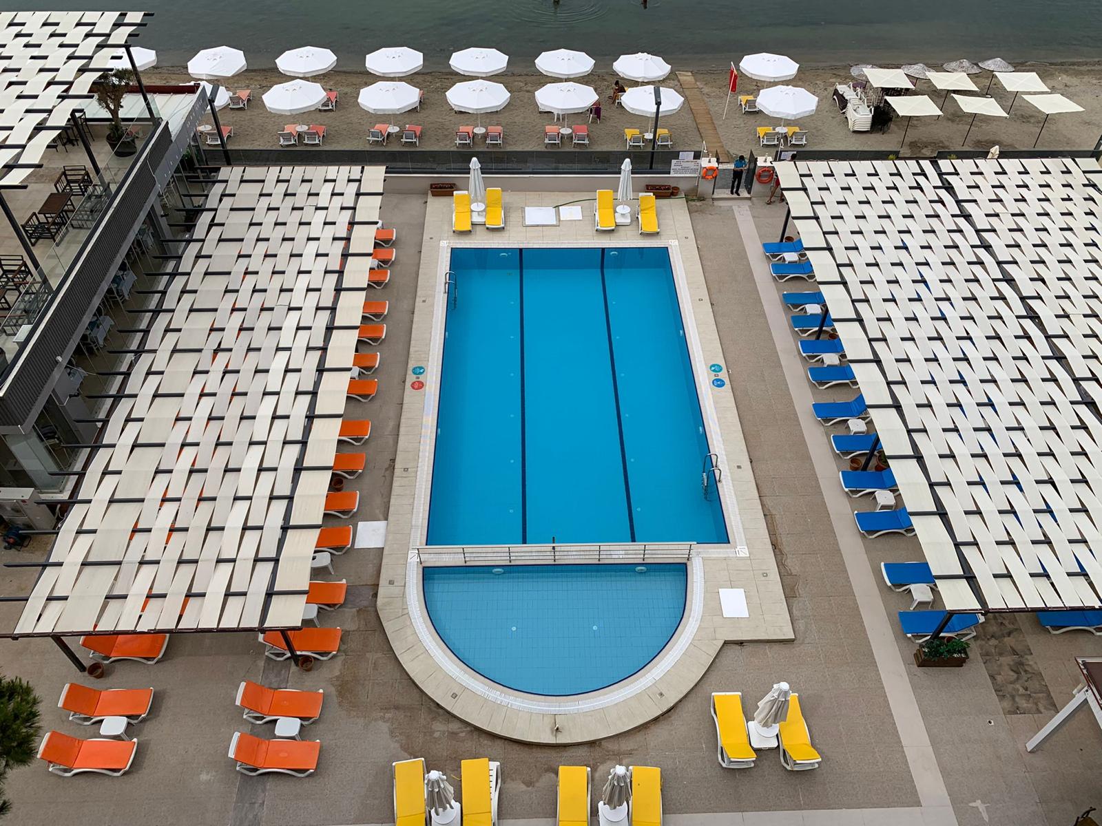Hattuşa Beach, pool & beach 