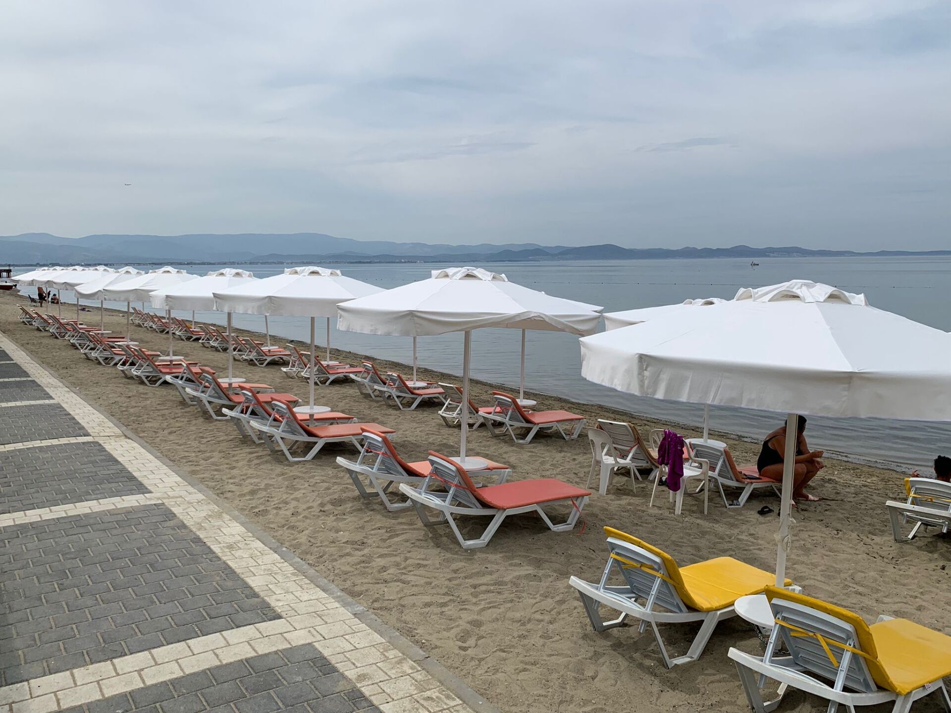 Hattuşa Beach, pool & beach 