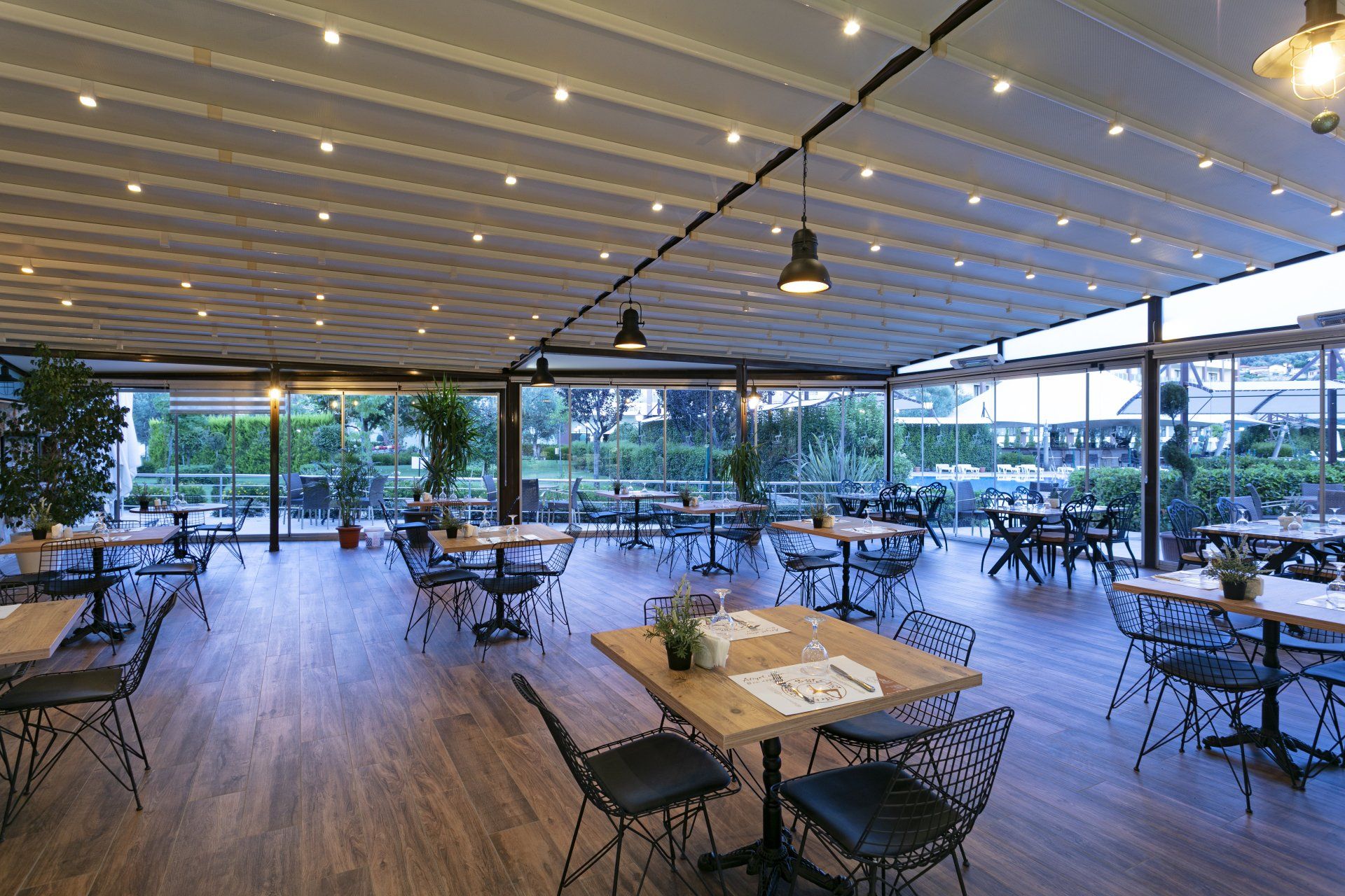 Hattuşa Kazdağları, cafe
