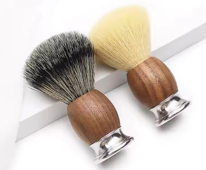 BEARD SHAVING BRUSH