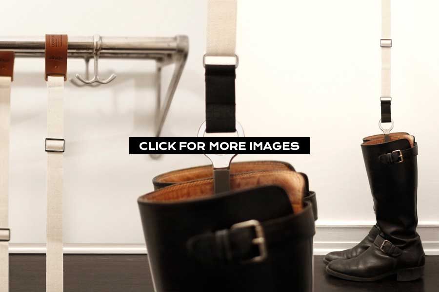 HANGING BOOTS