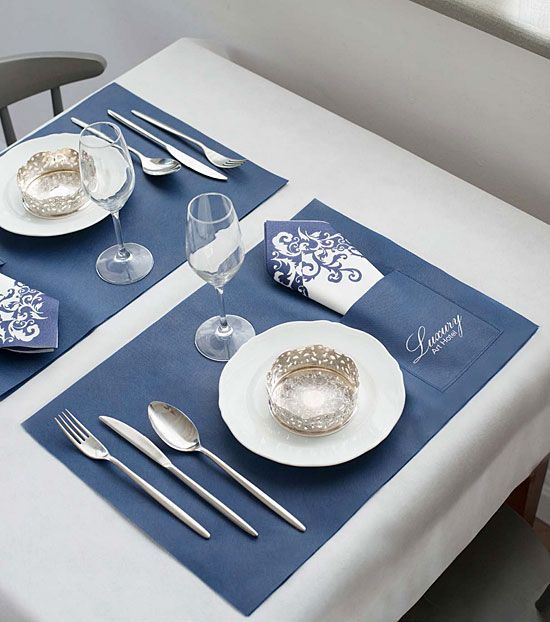 NO VOWEN TABLE CLOTH