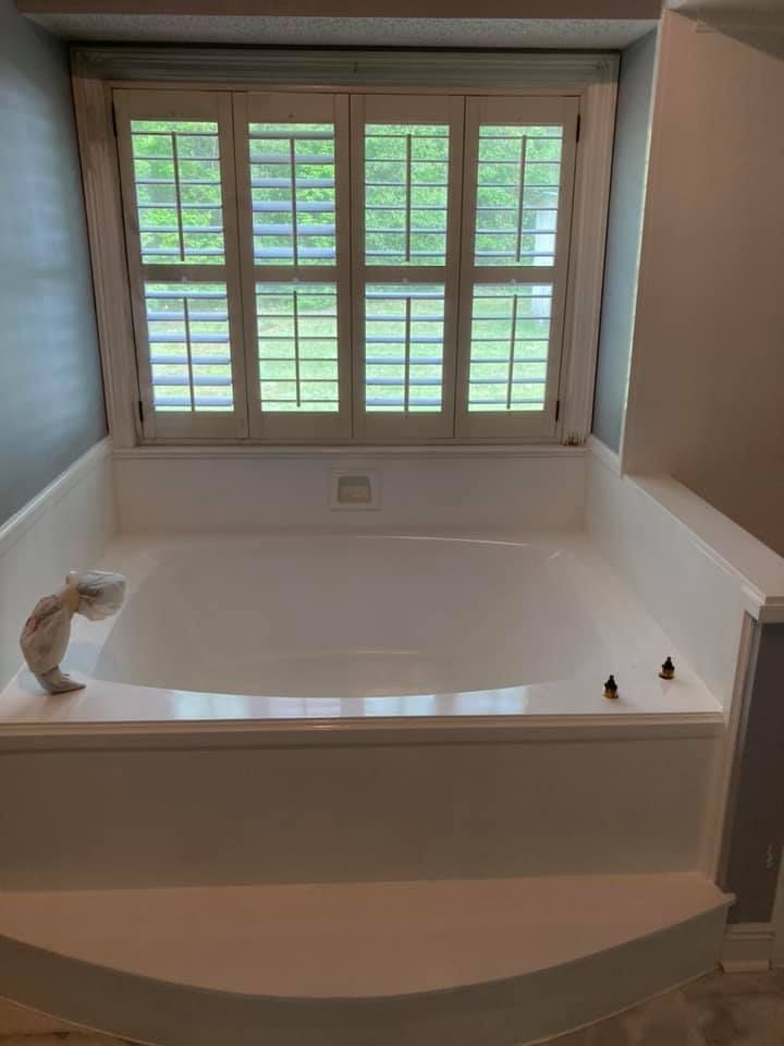 Newly Renovated Bathtub — Mandeville, LA — Premier Refinishing