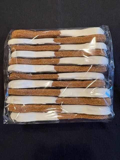 Peanut Butter Bones with yogurt  - Large Size 4