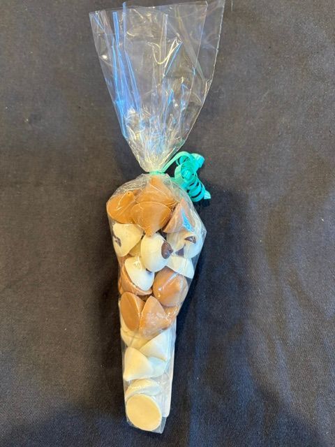 Candy - Carob, Yogurt and Peanut Butter Kisses 3.75 oz.