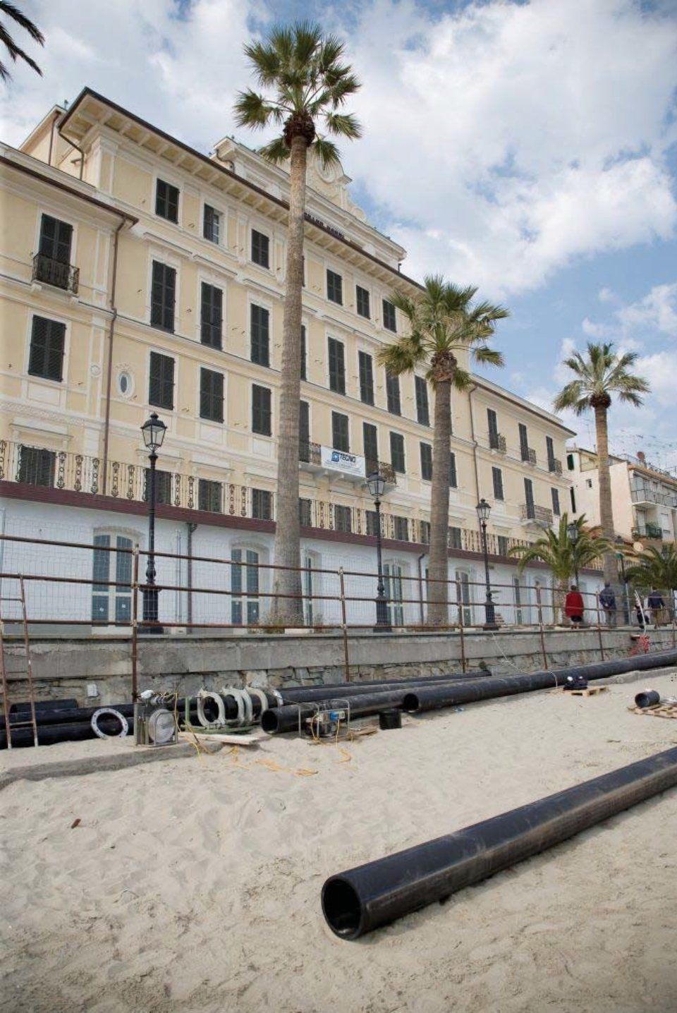 Edificio su spiaggia