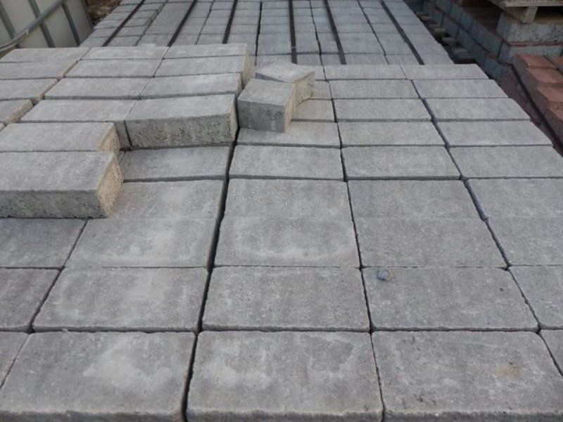 Lastre di pietra