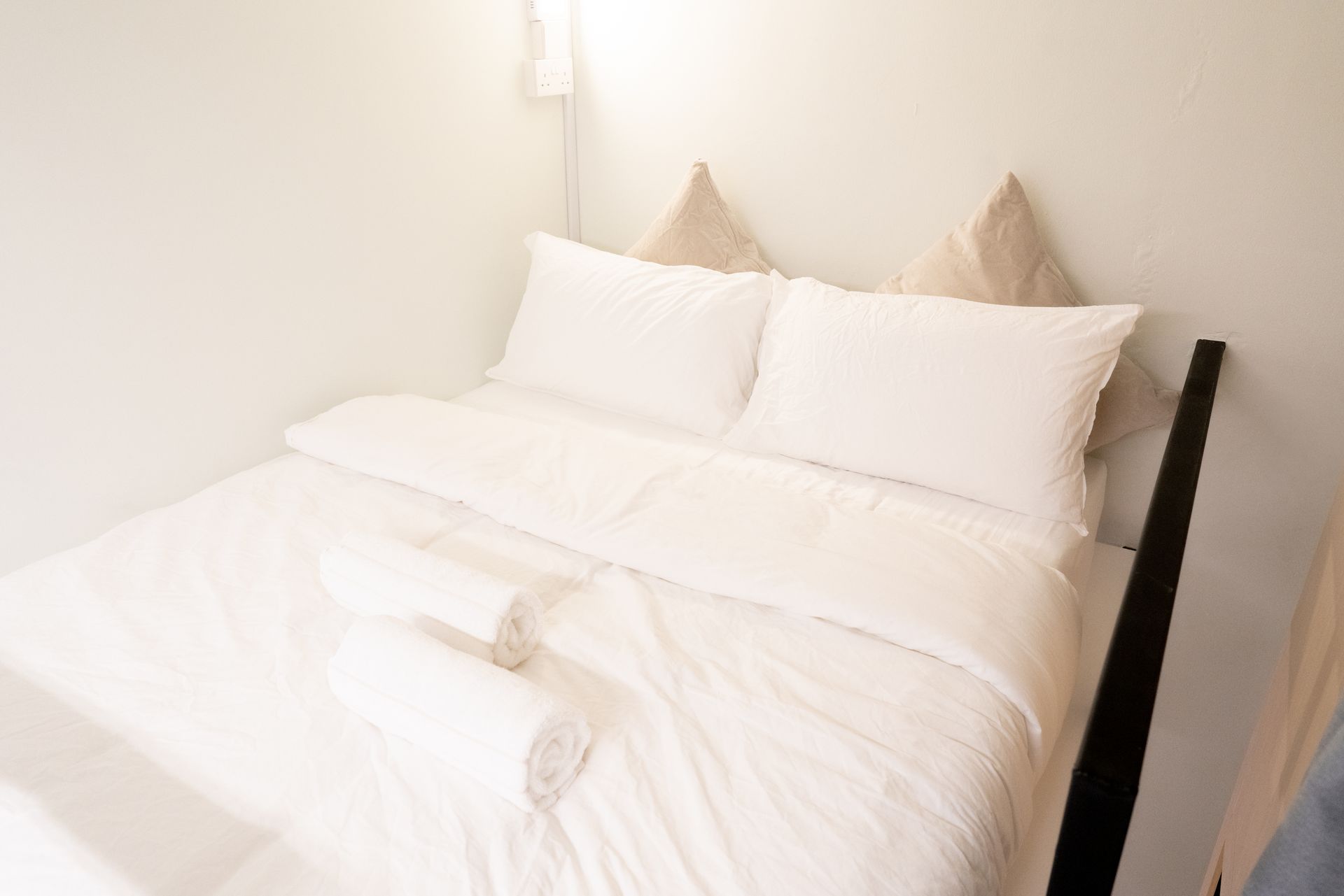 private room bed