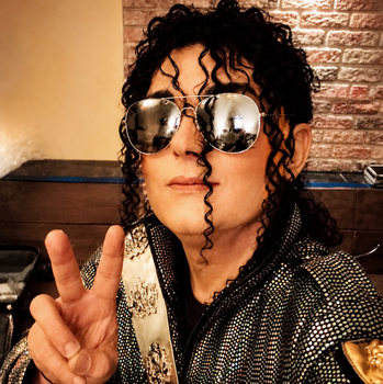 dutchmichaeljackson look alike nederland nederlandse michaeljackson Michael Jackson, Thriller, Billie Jean, Tribute, Look a Like, Playback, Dans, Imitator, Show, Kleding, Beat It, Man in the Mirror, Smooth Criminal, Bad, The King of Pop, Danser,nielsvennegoor dutchmichaeljackson