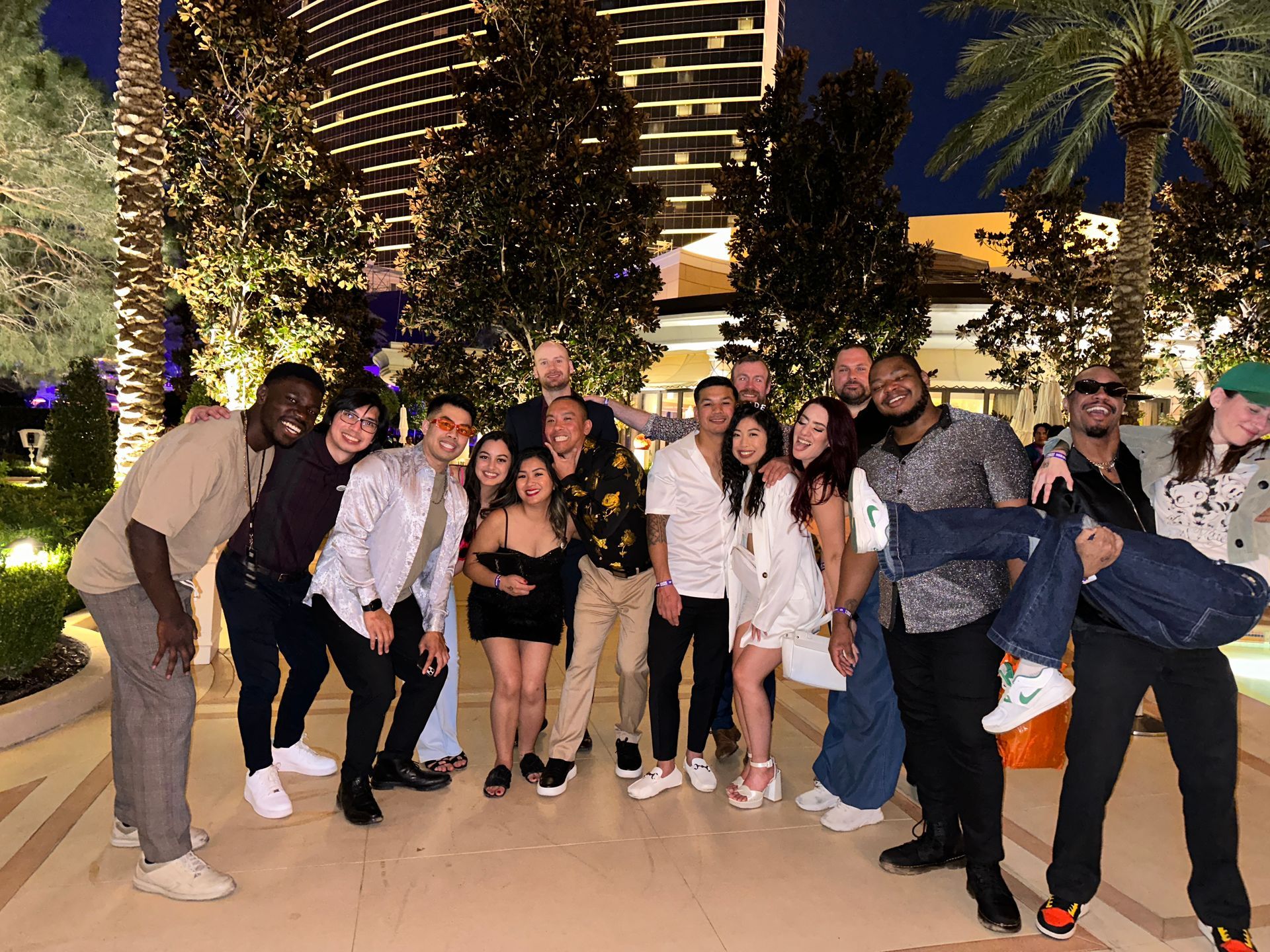 10 reasons to choose a Las Vegas Club Crawl over a Promoter or VIP Host