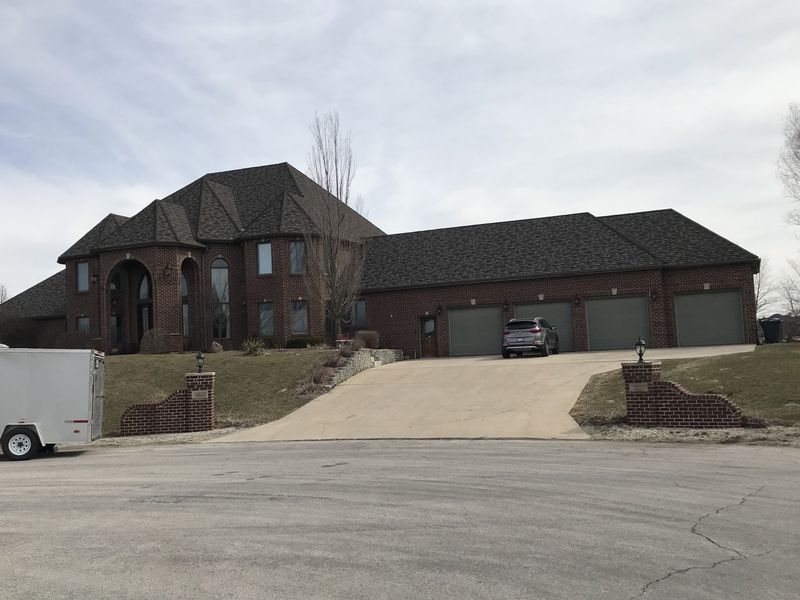 Large Brick House — Oglesby, IL — H & S Contracting Inc.