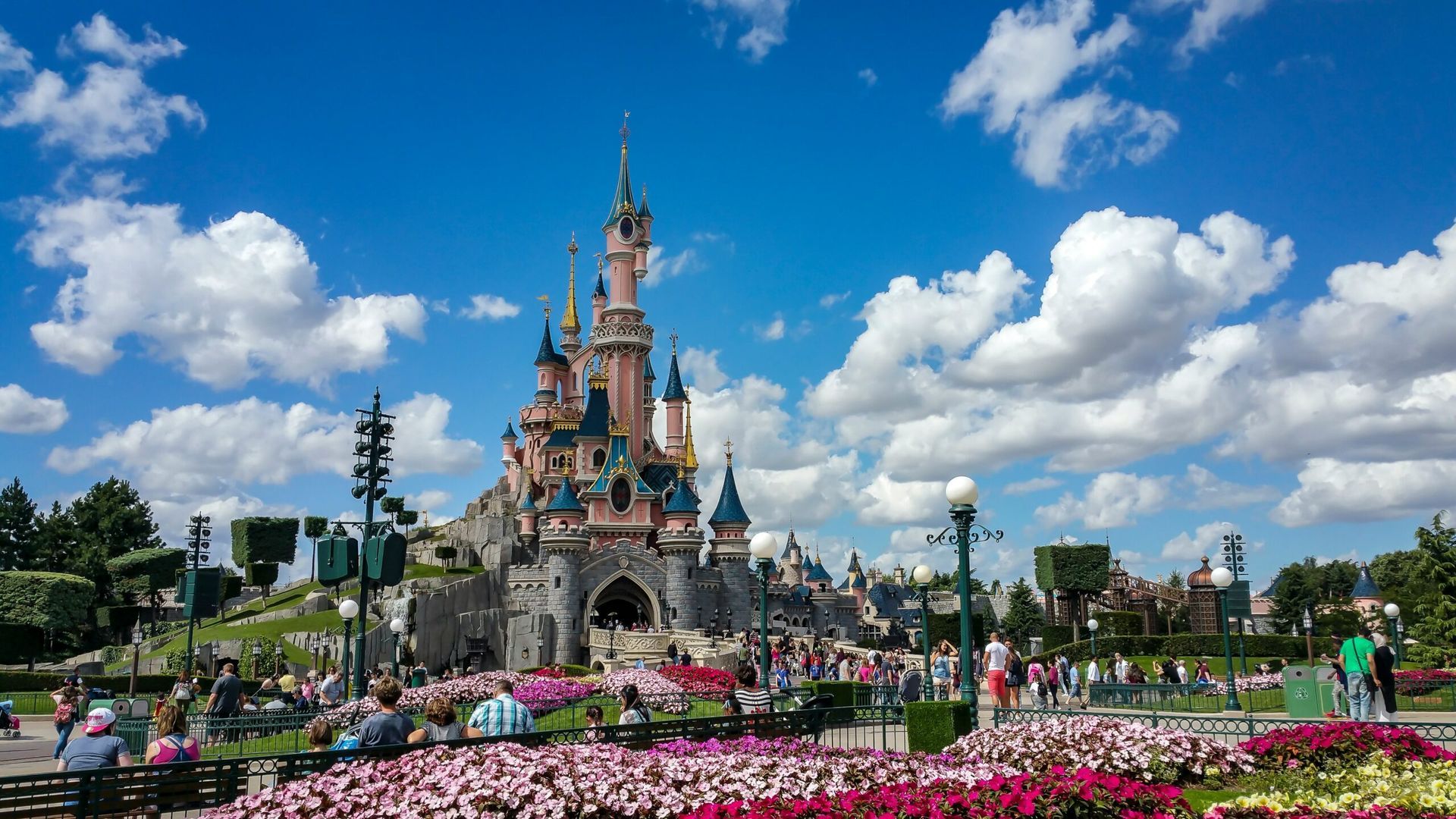Meadowside School’s Tour to Disneyland Paris