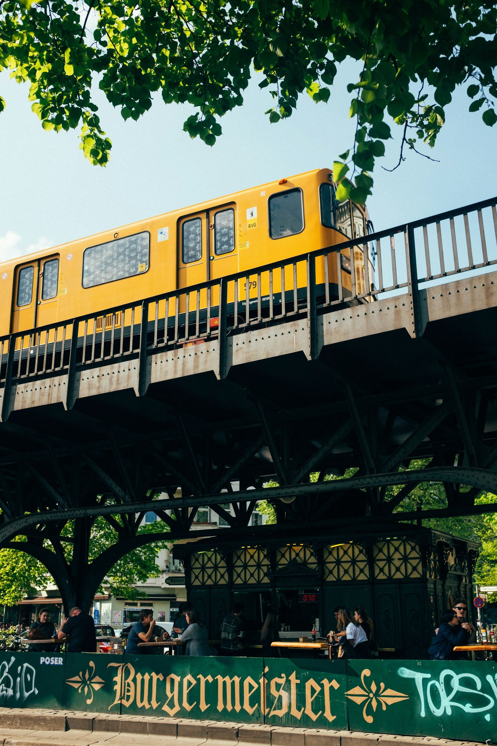 Yello subway train