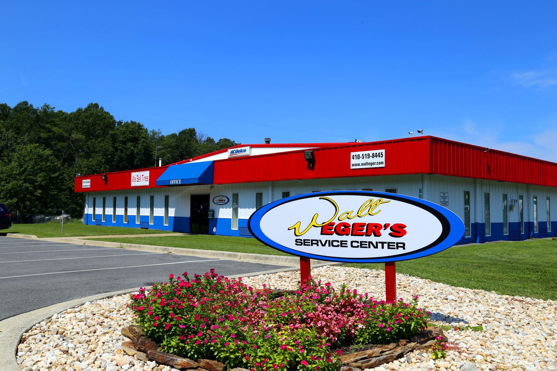 Service Center building | Walt Eger's Service Center