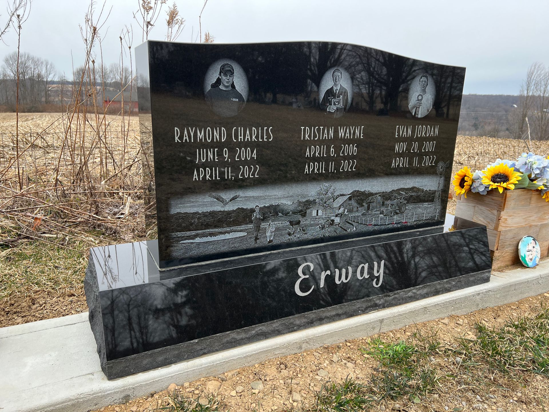 Monuments | Olney Foust Funeral Homes & Crematory, LLC
